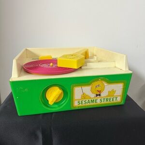 Sesame Street Toy Record Player with all 5 records